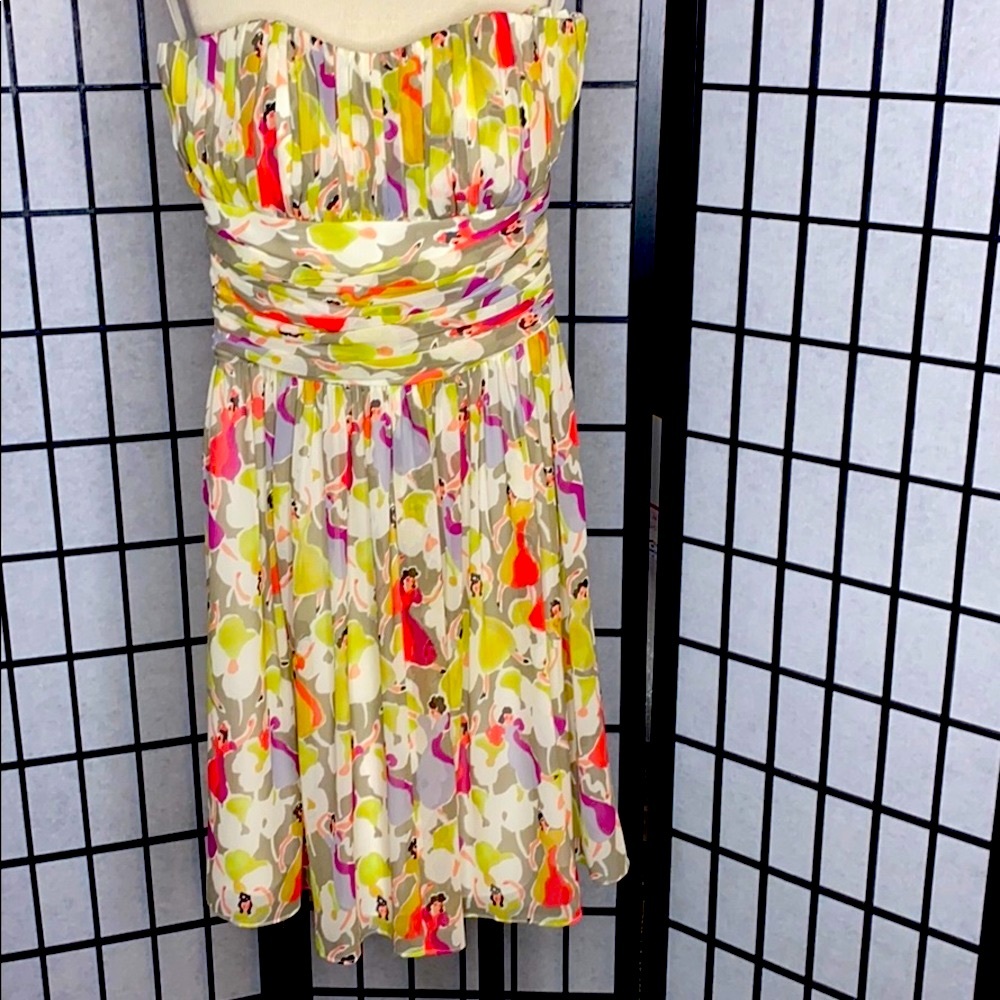 "Ted Baker London Size 0 Strapless
Ruched Cocktail Dress" The Dancing Ladyes
